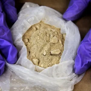 saheroinpowder01.jpg20140513